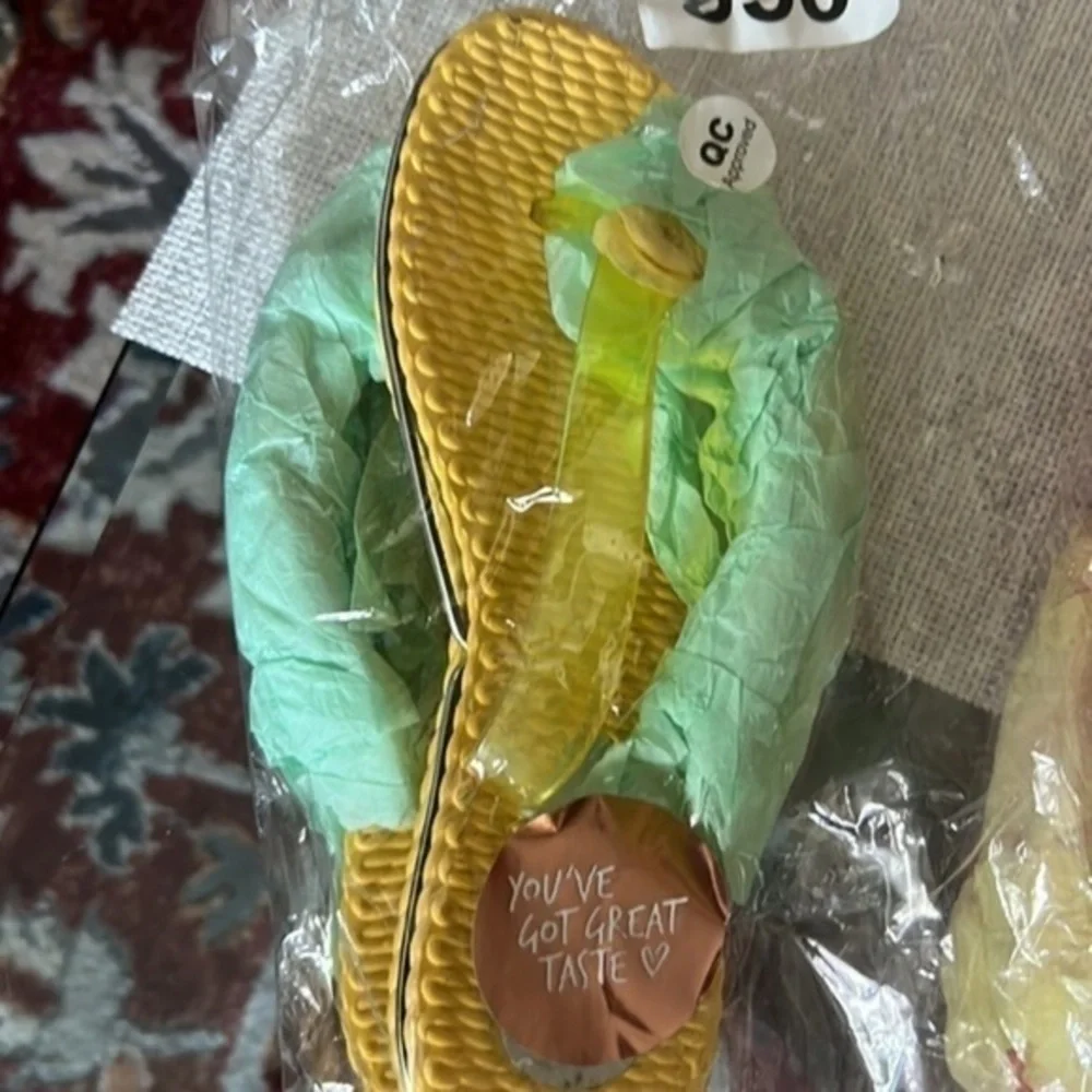 BRAND NEW ROUGE,size6 ,EMBELLISHMENTS SLIDE SANDALS, beautiful color for summer